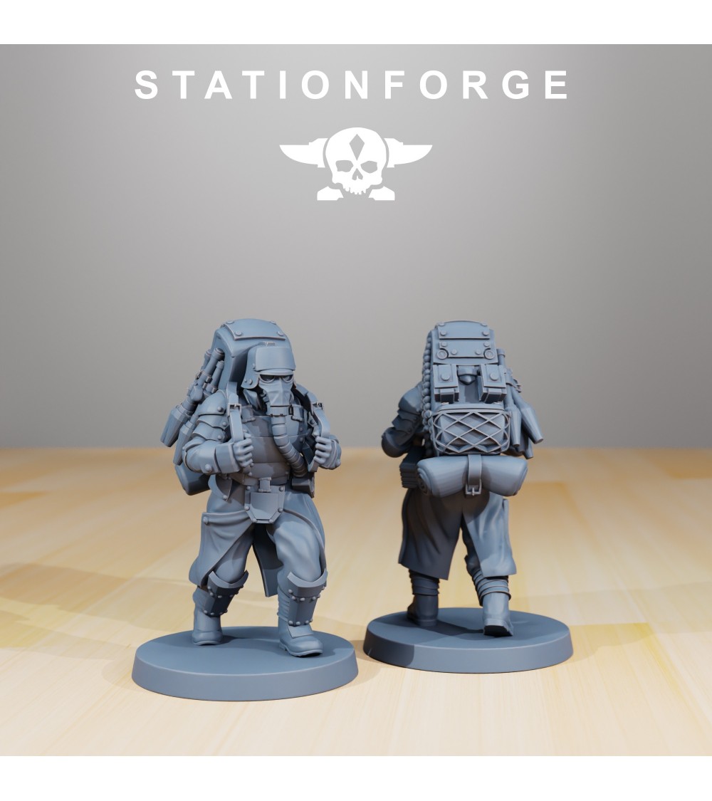 Grim Guard Armored Soldier With Ammo