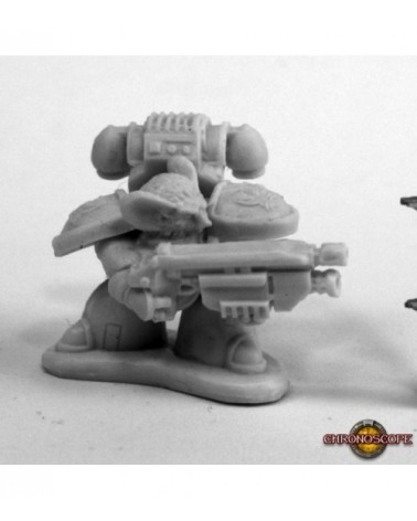 Space Mousling Looking Left